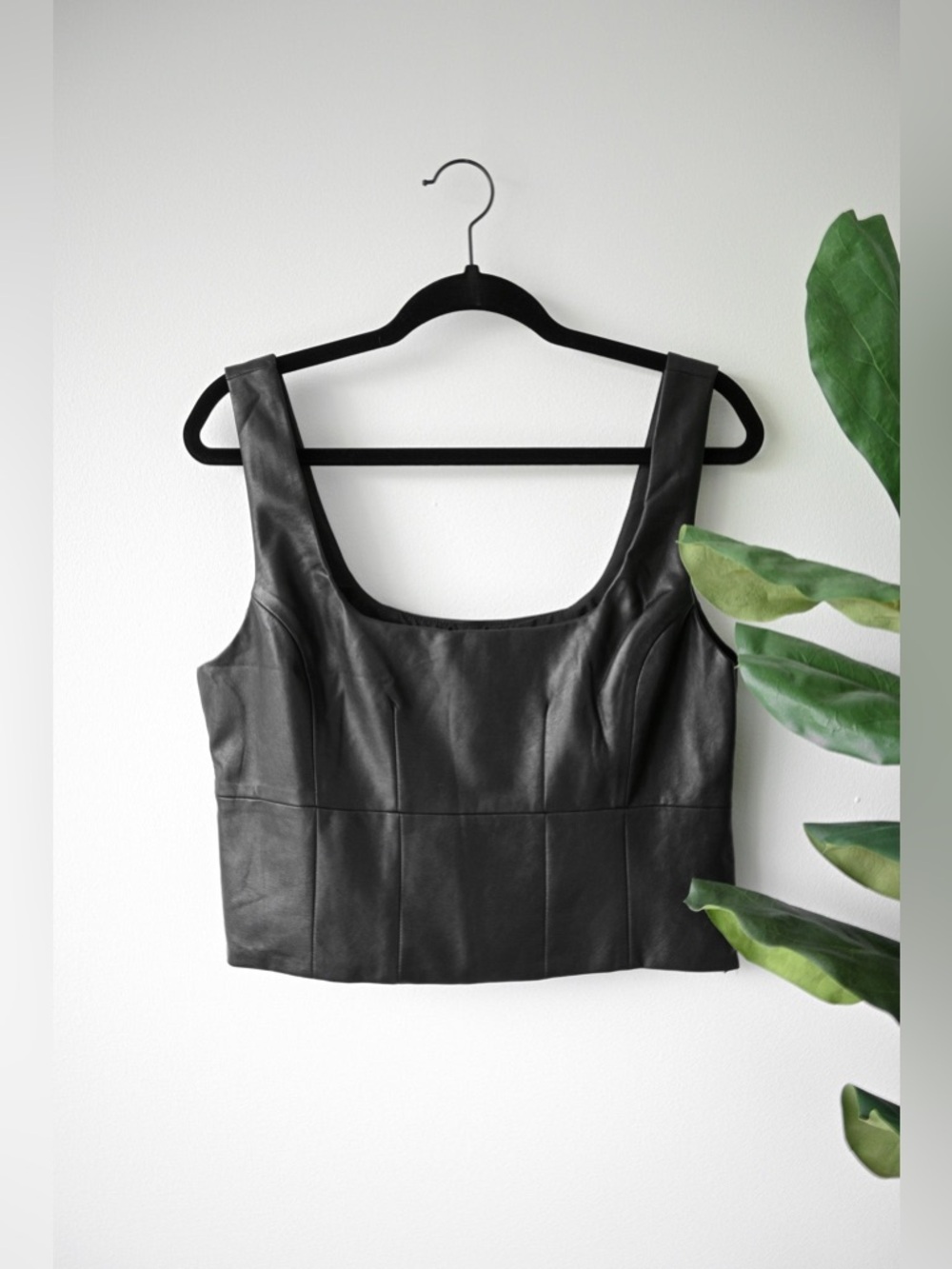 Lulu's Faux Leather Top, New with tags - Picture 4 of 9